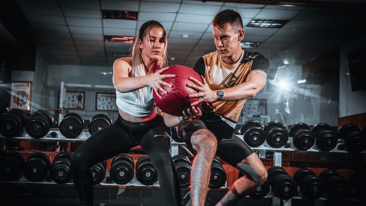 Combinar cardio e musculação é uma das melhores estratégias que se pode adotar